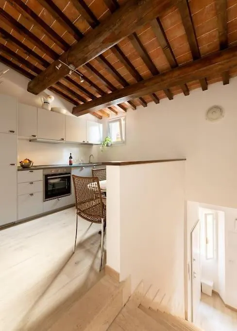 Apartman Keys Of Italy - Maytreya - Albero 2 - Train Station Two Bedroom Flat 2Nd Floor Firenze